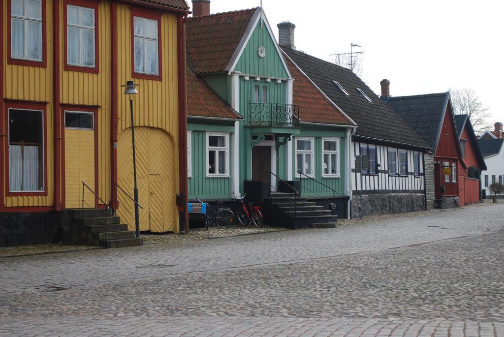Ahus B&B Och Vandrarhem Exterior photo