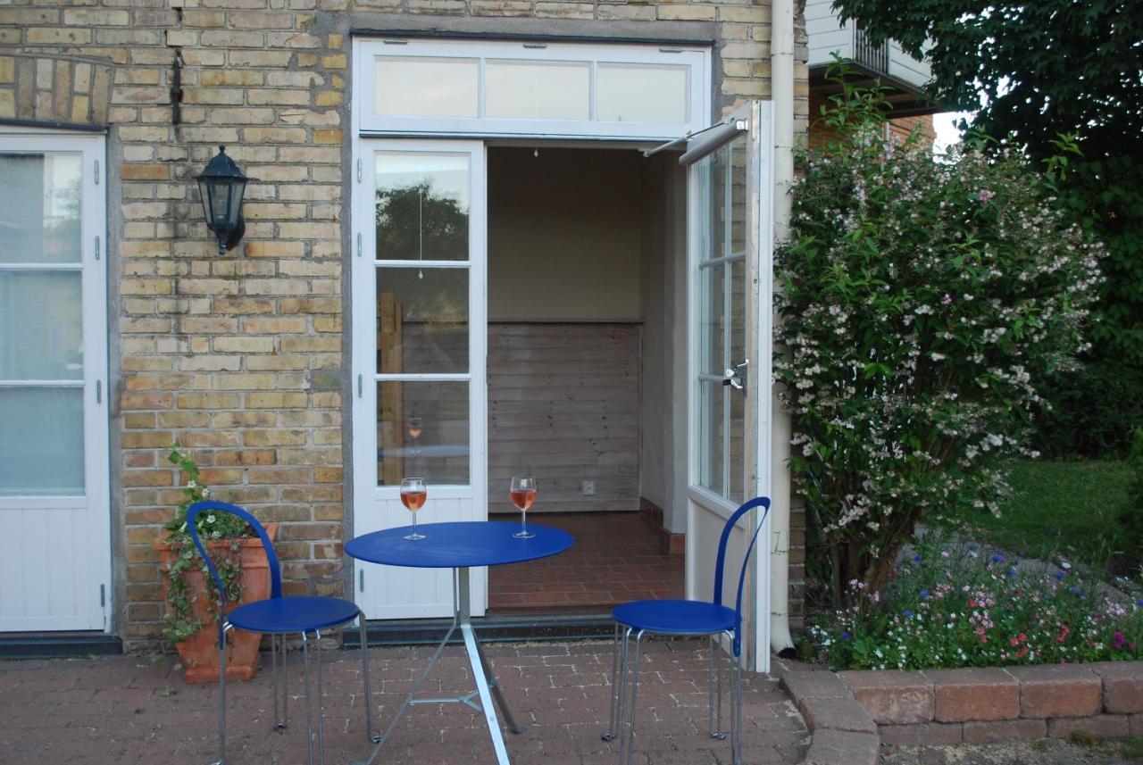 Ahus B&B Och Vandrarhem Exterior photo